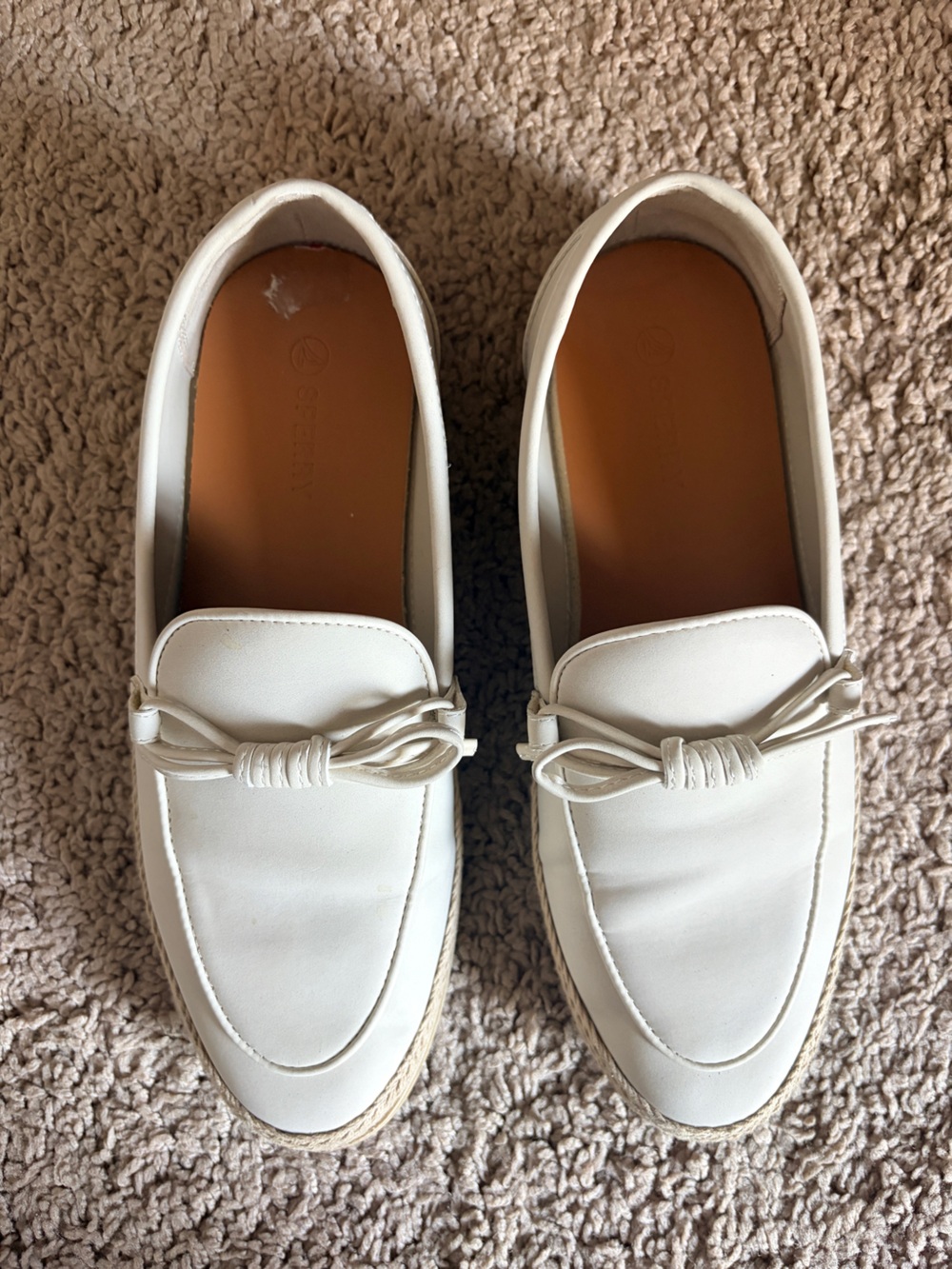 Sperry Cream Loafers with Knot Detail Sz6